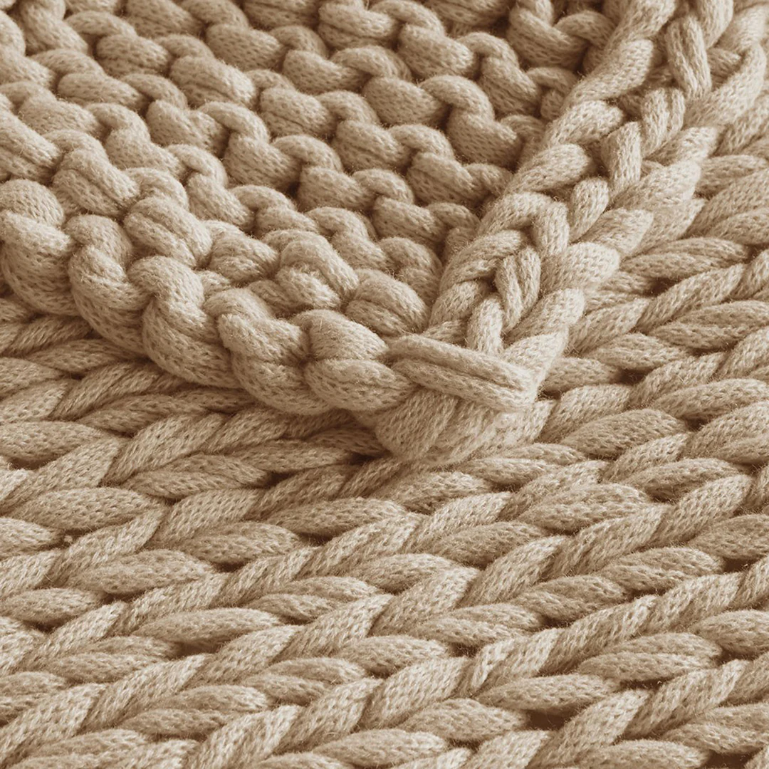 Chunky Knit Handmade Throw Blanket - Image 3