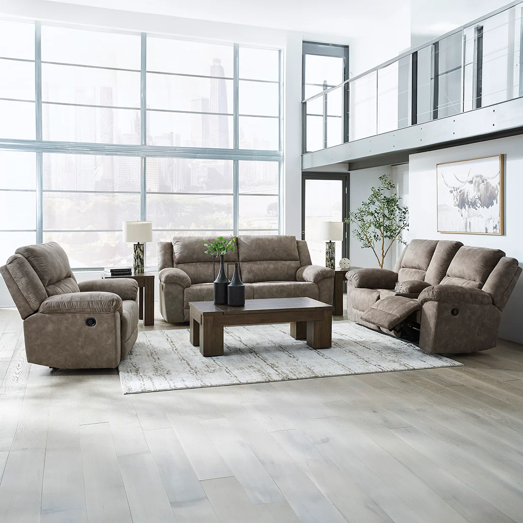 Laresview Reclining Loveseat with Console - Image 10