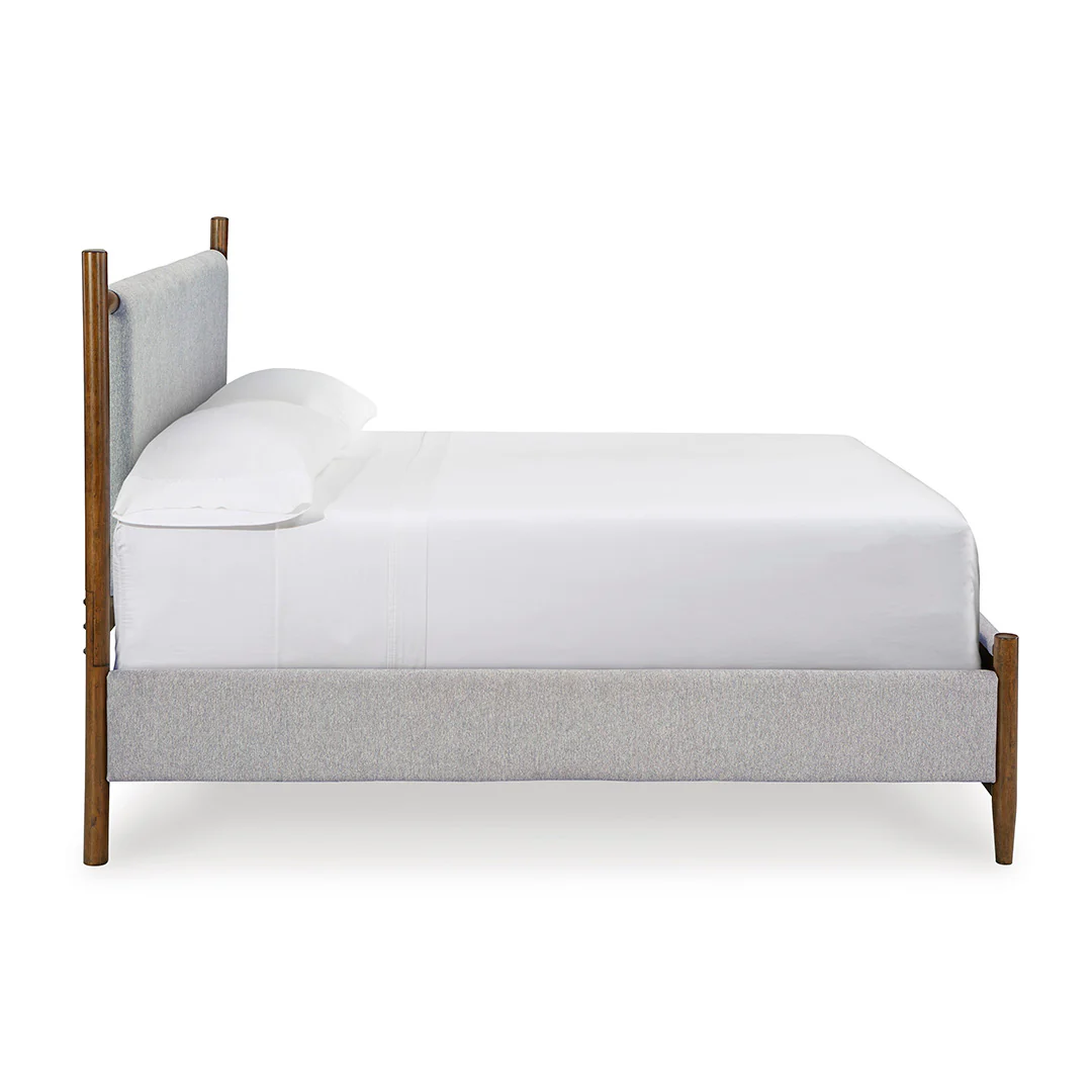 Lyncott Upholstered Bedroom Group - Image 6