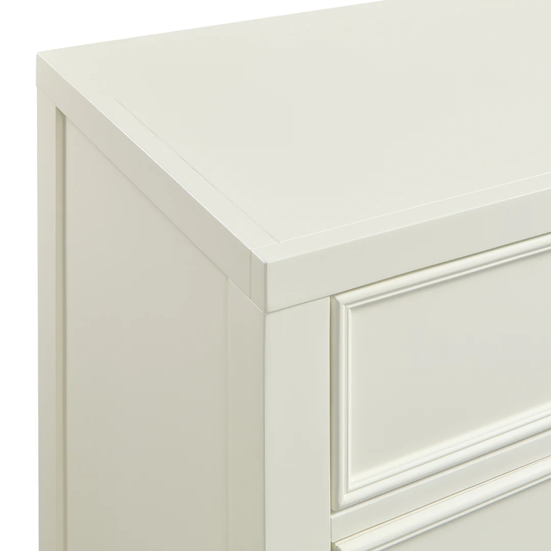 Olivia Dresser - Image 3