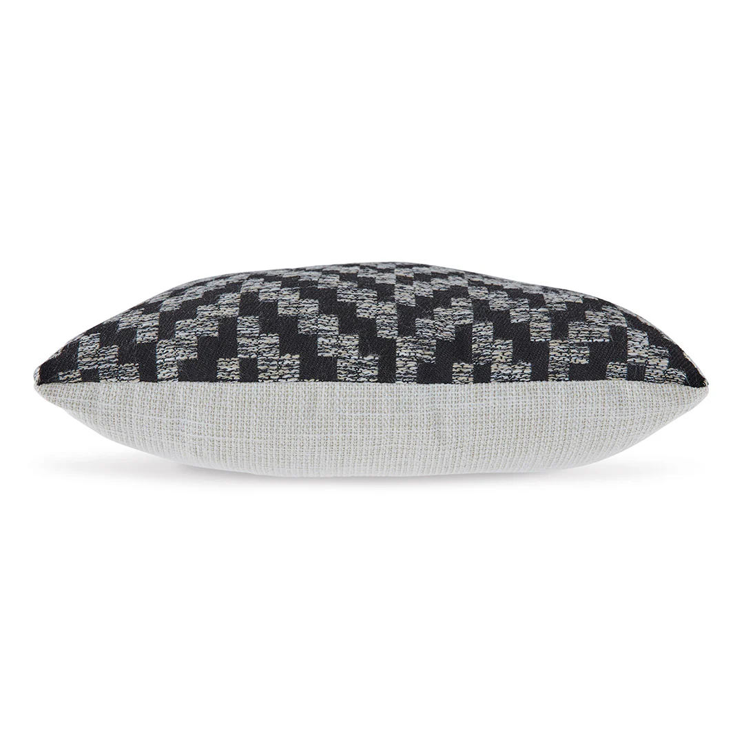 Tenslock Outdoor Accent Pillow - Image 4